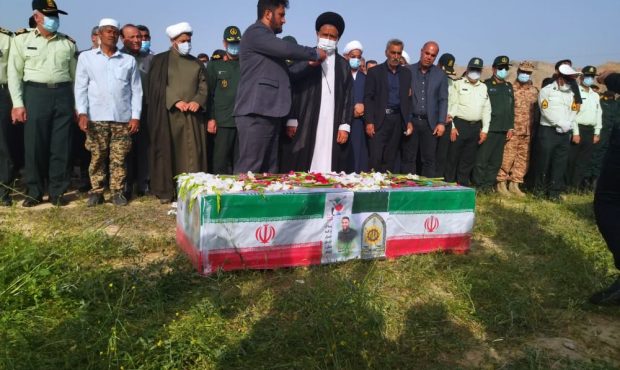 گزارش تصویری از مراسم تشییع و تدفین شهید سید نوید موسوی در خیر آباد گچساران