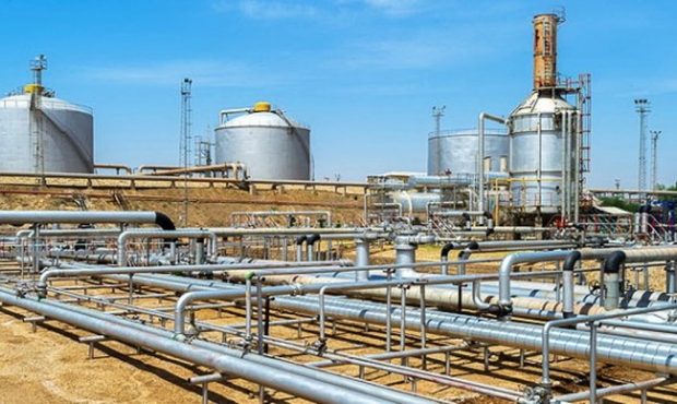 تولید ١۶.٧ درصد نفت کشور در شرکت نفت و گاز آغاجاری/امیدیه، آغاجاری، ماهشهر، رامشیر، بهبهان، بهمئی و هندیجان حوزه نفتی اغاجاری است