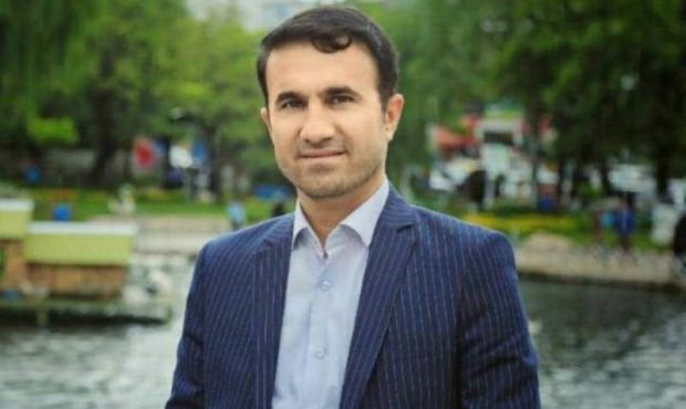 رئیس دانشگاه ازاد اسلامی رودهن به یک کهگیلویه و بویراحمدی سپرده شد رئیس دانشگاه ازاد اسلامی رودهن به یک کهگیلویه و بویراحمدی سپرده شد