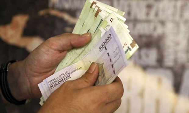 بیشترین حقوق ماهانه را کدام افراد دریافت می‌کنند؟/جایگاه معلمان؟