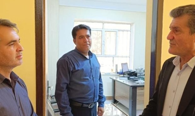 سرکشی و بازدید فرماندار بهمئی از اداره حمل و  نقل جاده ای
