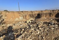 پل ارتباطی روستای سیاهشیر به شهر لیکک تخریب شد