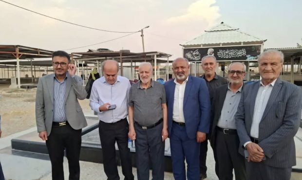 حضور اصلاح طلبان کهگیلویه بویراحمد بر سر مزار استاد خواجوی
